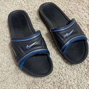 Nike Tempo Slides - Sandals - Flipflops Black & Blue
